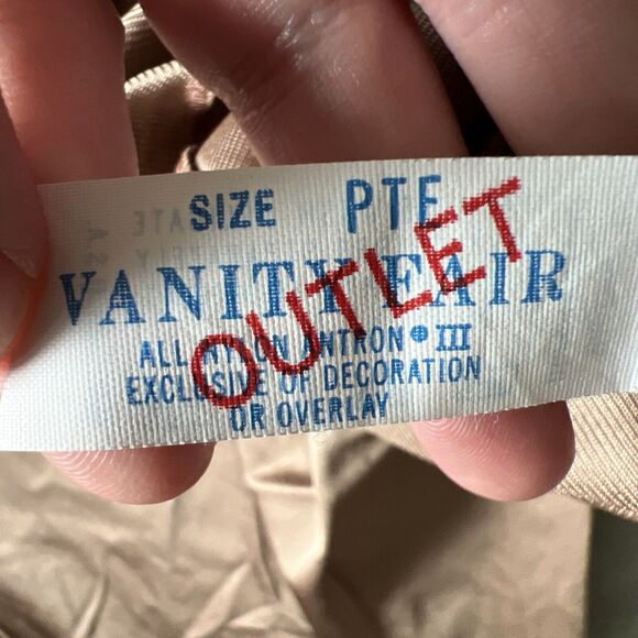 Vanity Fair Petite Vintage 60/70s Button Up Nightgown Nylon Satin Lace USA Made - Picture 9 of 10